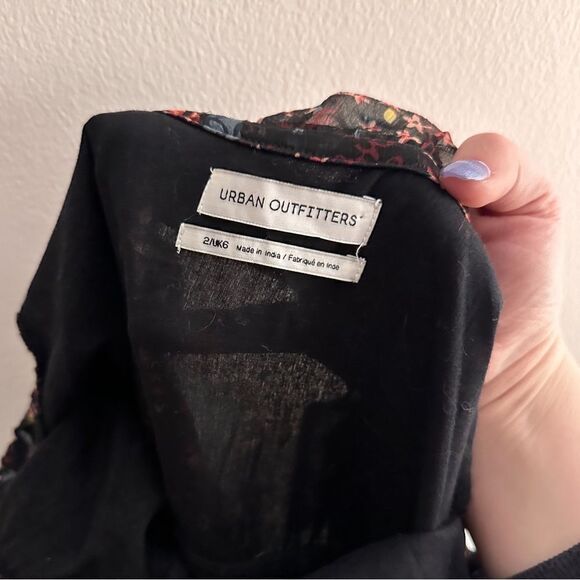 Urban Outfitters Elaine off the shoulder floral dress - Picture 7 of 9